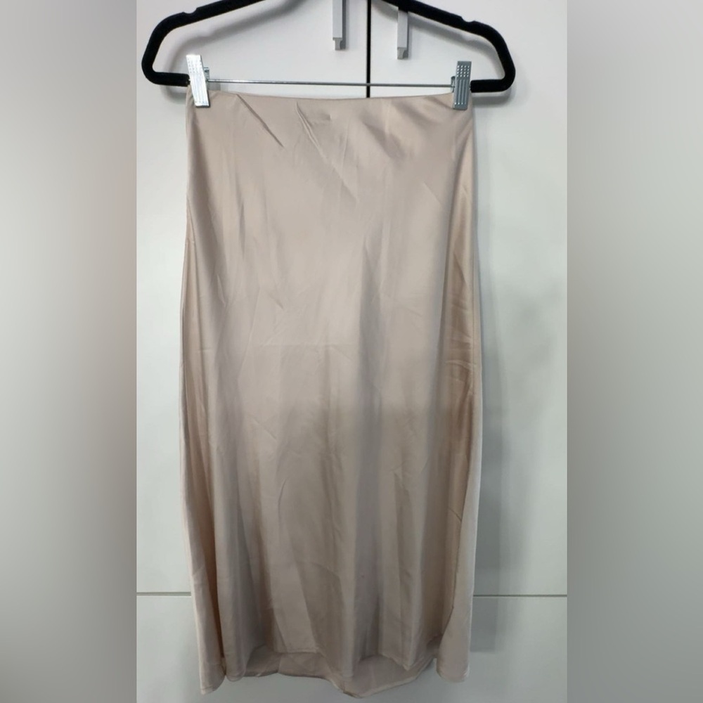 Elegant Cream Women's Skirt